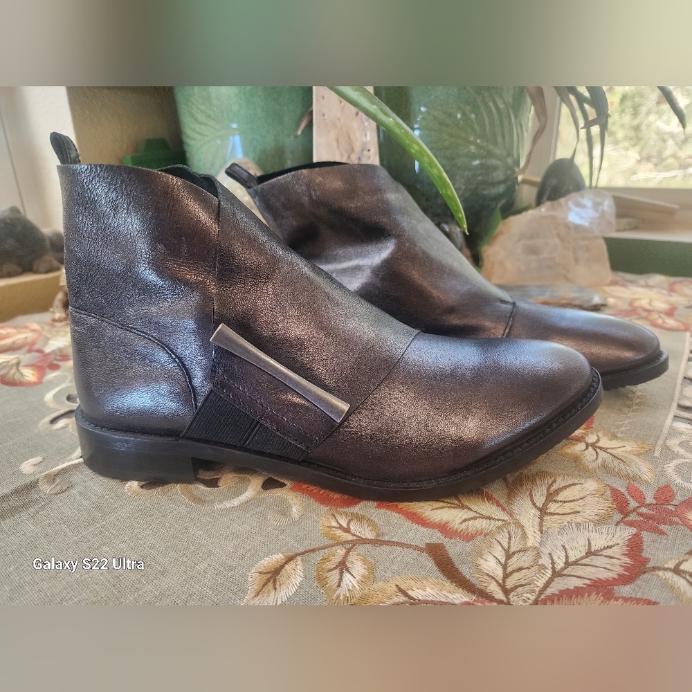 Johnston & Murphy Dark Brown Lola Leather Boots